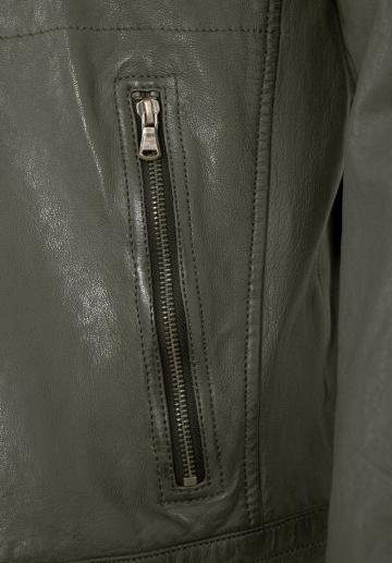 Кожаная куртка