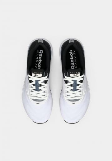 Тренировочные кроссовки