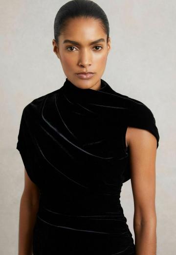 Платье футляр