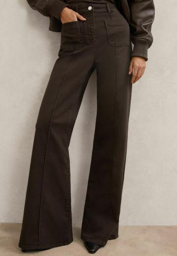 Клешеные джинсы