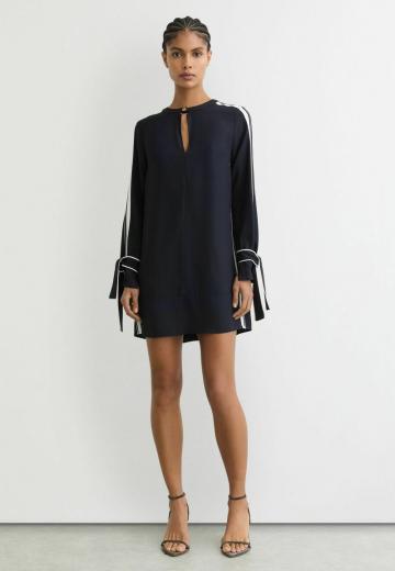 Короткое платье