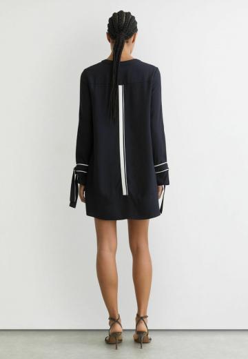 Короткое платье