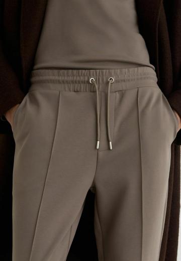 Спортивные штаны