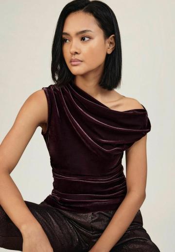 Топ на одно плечо