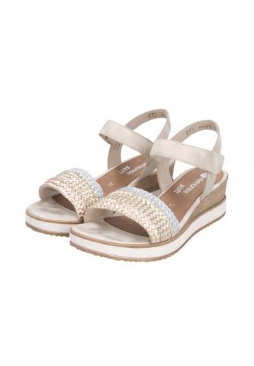 Босоножки на танкетке