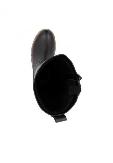 Зимние ботинки