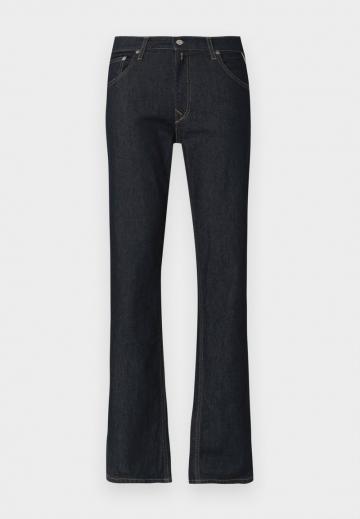 Клешеные джинсы