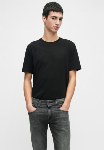 Узкие джинсы