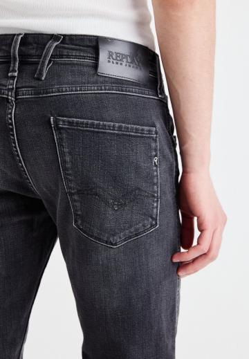 Узкие джинсы