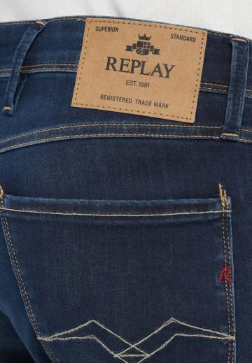 Узкие джинсы