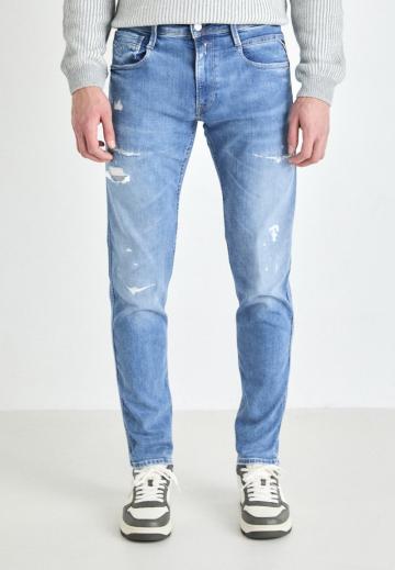 Узкие джинсы