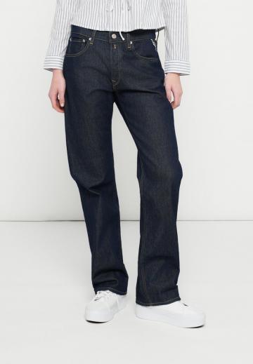 Свободные джинсы