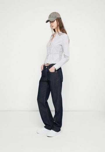 Свободные джинсы