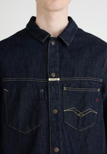 Джинсовая куртка