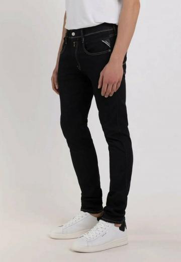 Узкие джинсы