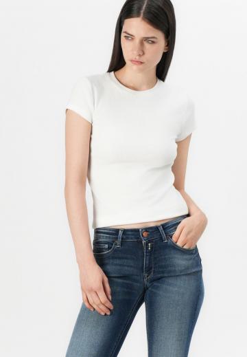 Узкие джинсы