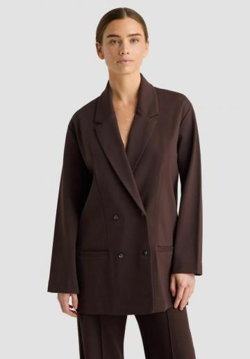 Длинный блейзер