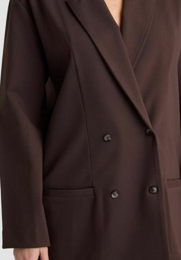 Длинный блейзер