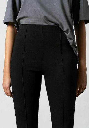 Узкие брюки