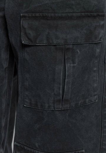 Брюки с накладными карманами