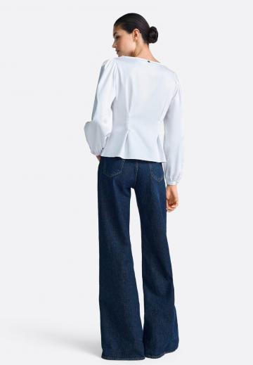 Клешеные джинсы