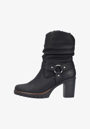 Полусапожки на высоком каблуке