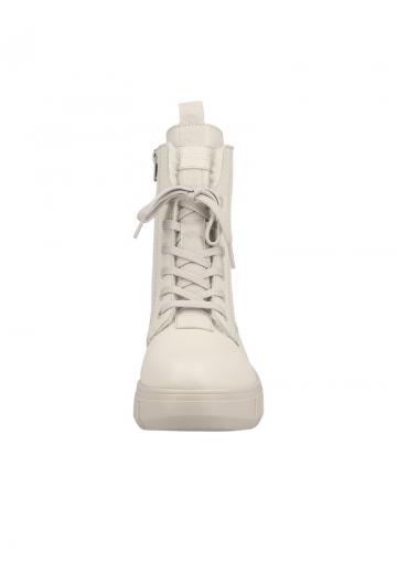 Сапожки на танкетке