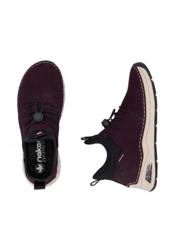 Ботинки на шнуровке