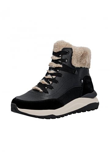 Сапожки на танкетке