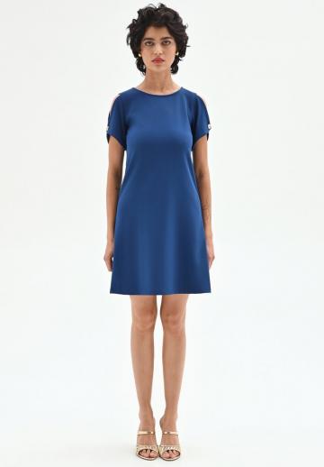 Короткое платье