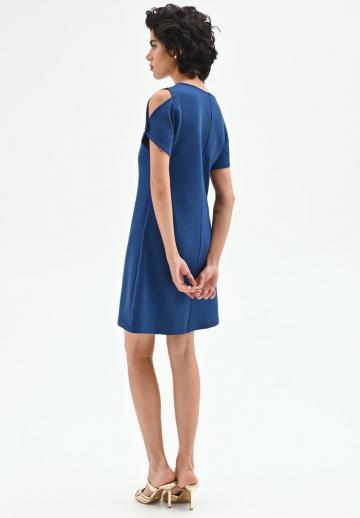 Короткое платье