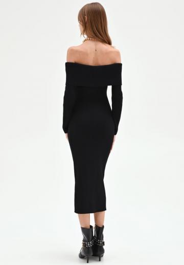 Платье футляр