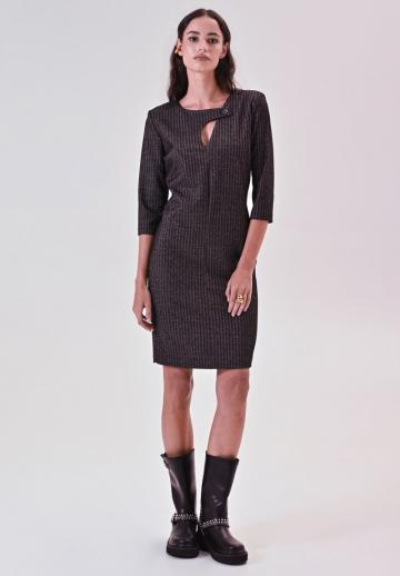 Платье футляр