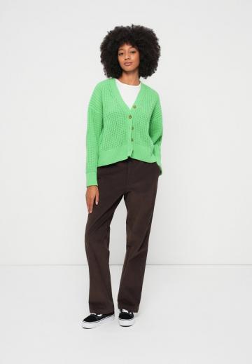 Вязаная кофта