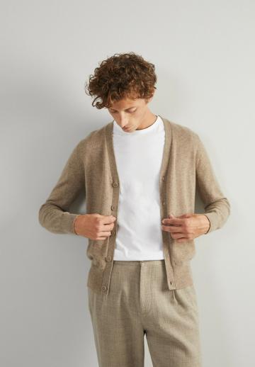 Вязаная кофта