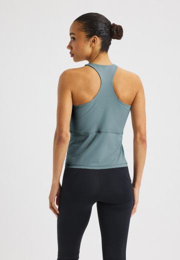 Спортивный топ