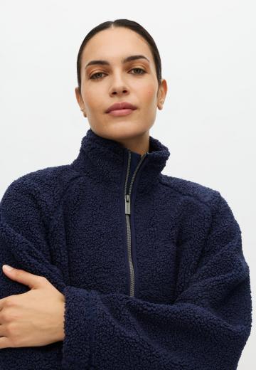 Спортивная куртка