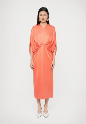 Коктейльное платье