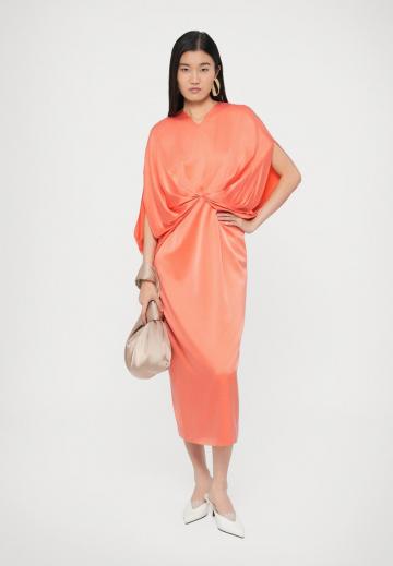 Коктейльное платье