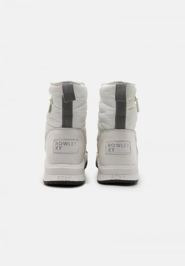 Зимние ботинки