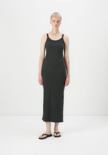 Спортивное платье