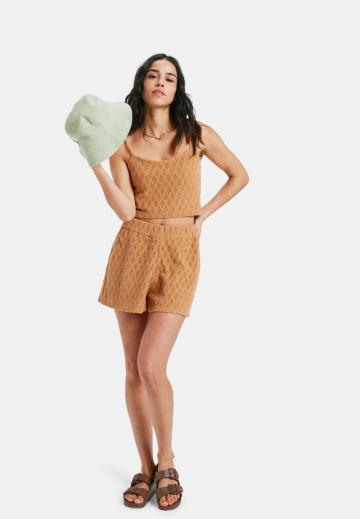 Топ на бретельках