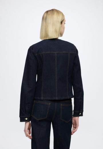 Джинсовая куртка