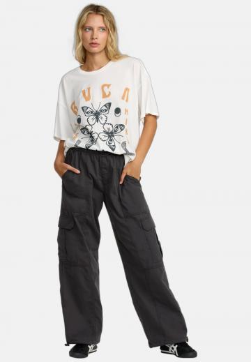 Брюки с накладными карманами