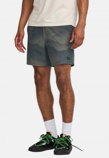 Спортивныве шорты