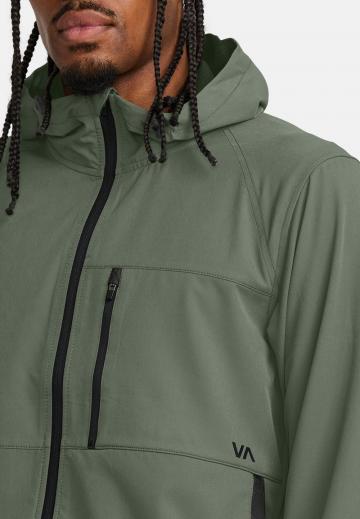 Спортивная куртка