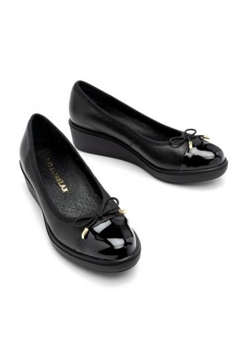 Туфли на танкетке