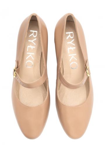 Туфли с ремешком