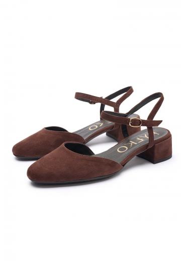 Туфли с ремешком