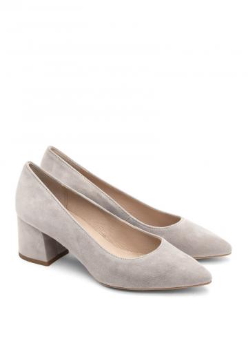 Туфли с высоким носом